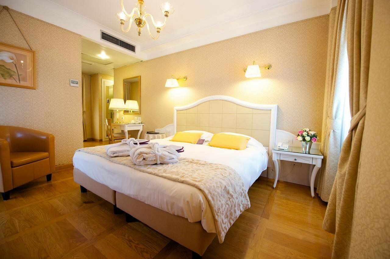 Mercure Centro Hotel Milán